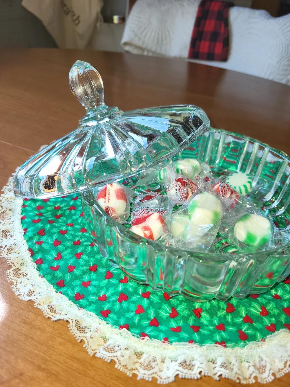 Anchor Hocking Clear Glass Covered Vanity Dish - Pressed Pattern